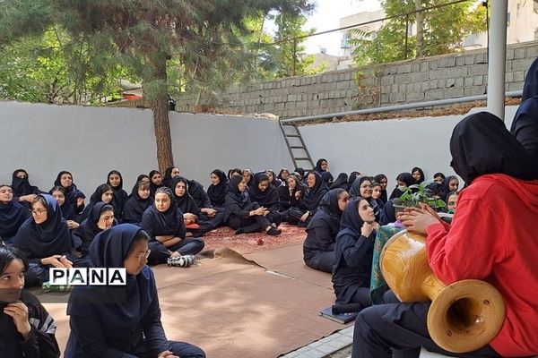 جشن هفته وحدت در مدارس دخترانه رودهن