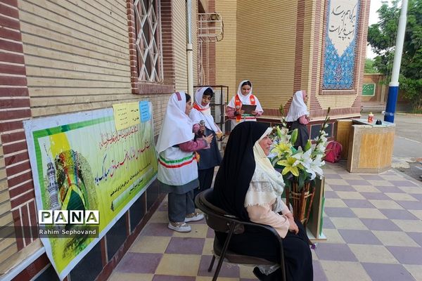 جشن میلاد پیامبر اکرم (ص) در مدارس اندیمشک