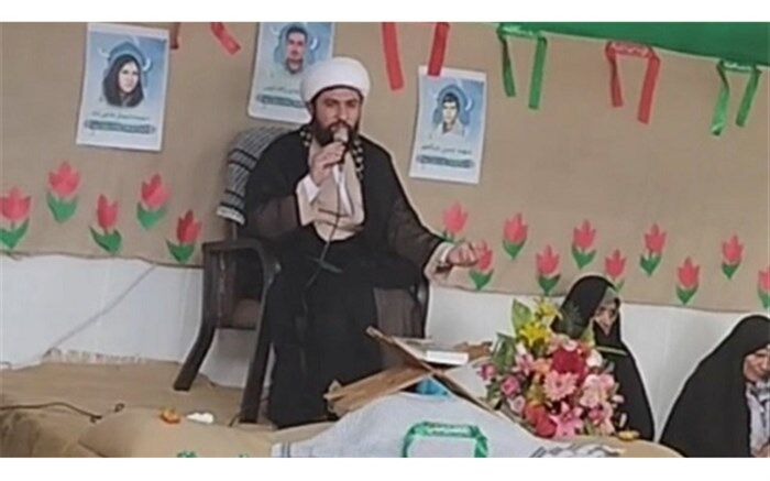 برگزاری محفل دانش‌آموزی به یاد شهدا در مسجد قمر بنی‌هاشم(ع)