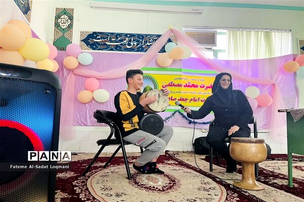 جشن میلاد حضرت رسول(ص) و امام صادق(ع) دبستان دخترانه سیدالشهدا(ع)