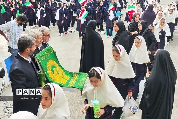 مراسم جشن میلاد حضرت محمد مصطفی (ص) و امام جعفر صادق (ع) در مدرسه بعثت۲