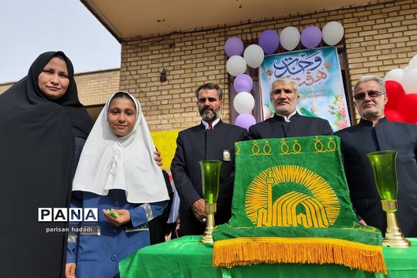 مراسم جشن میلاد حضرت محمد مصطفی (ص) و امام جعفر صادق (ع) در مدرسه بعثت۲