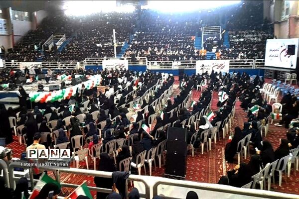 جشن نوجوان پلاس ویژه دختران گام دوم انقلاب اسلامی