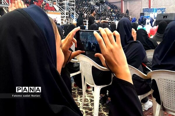 جشن نوجوان پلاس ویژه دختران گام دوم انقلاب اسلامی