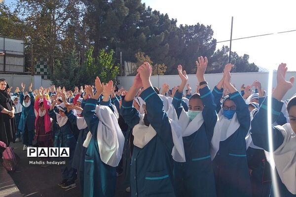 جشن میلاد پیامبر در مدارس رودهن