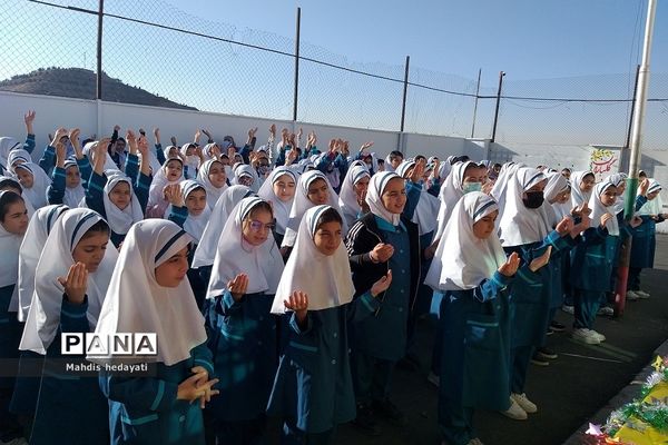 جشن میلاد پیامبر در مدارس رودهن