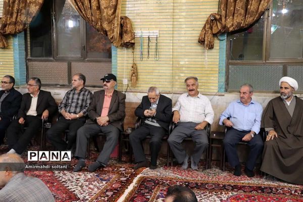 ولادت نور و رحمت