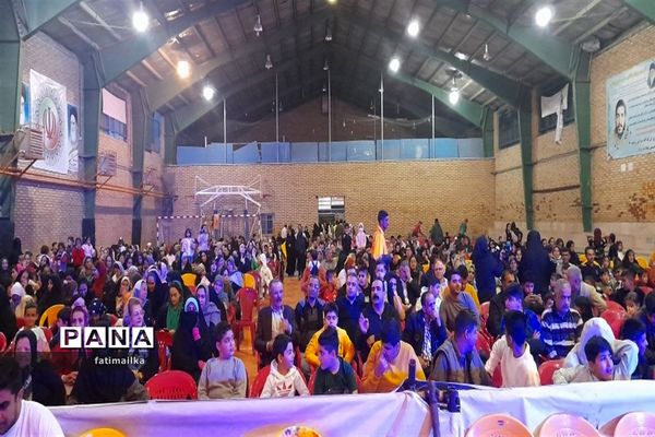 جشن بزرگ میلاد پیامبر اکرم ( ص) و هفته وحدت در شهرستان‌فیروزکوه