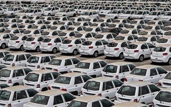 انتقاد یک مقام استاندارد از دپوی برخی خودروها