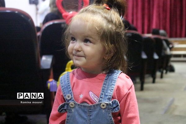 جشن میلاد حضرت محمد (ص) و امام صادق(ع) برای دهه نودی‌ها