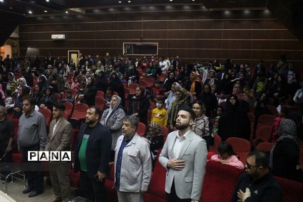 جشن میلاد حضرت محمد (ص) و امام صادق(ع) برای دهه نودی‌ها