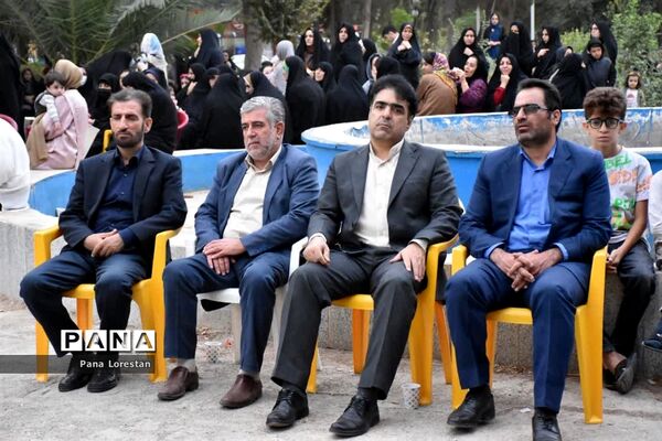 جشن بزرگ وحدت و چلچراغ آیه‌ها در پارک مرحوم دلیجانی کوهدشت