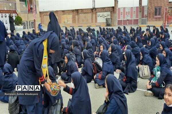 جشن ولادت رسول اکرم (ص) و امام جعفر صادق(ع) در مدارس و پایگاه‌های بسیج شهرستان ملارد