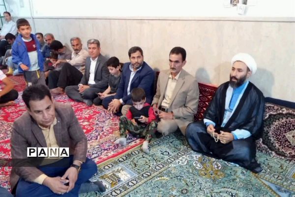جشن هفته وحدت در مسجد صاحب‌الزمان (عج) محله حیدرخانی شهرکوهنانی‌