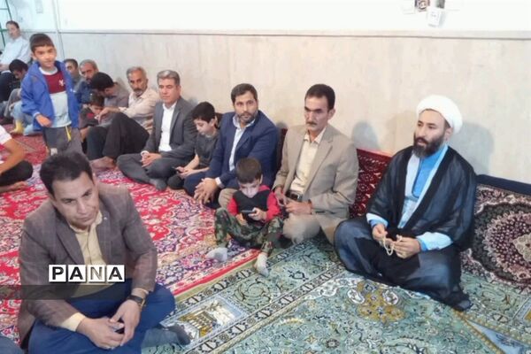 جشن هفته وحدت در مسجد صاحب‌الزمان (عج) محله حیدرخانی شهرکوهنانی‌