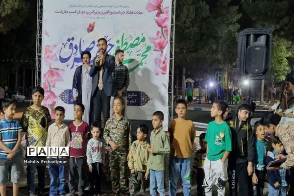 برگزاری جشن میلاد پیامبر (ص) و امام جعفر صادق (ع) در شهرک شهید درخشان