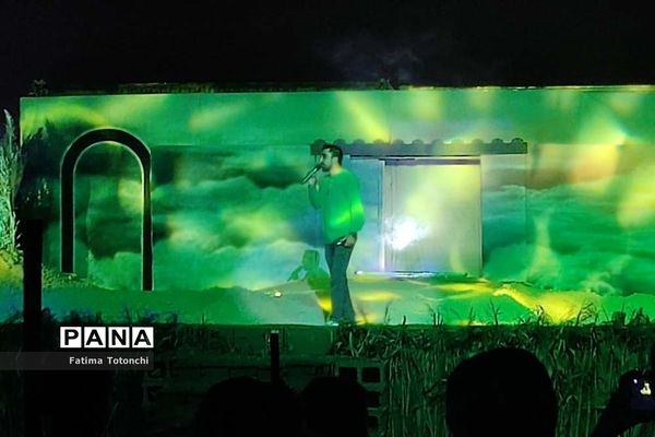 اجرای نمایش آن سوی تاریکی‌ها درجستجوی نور