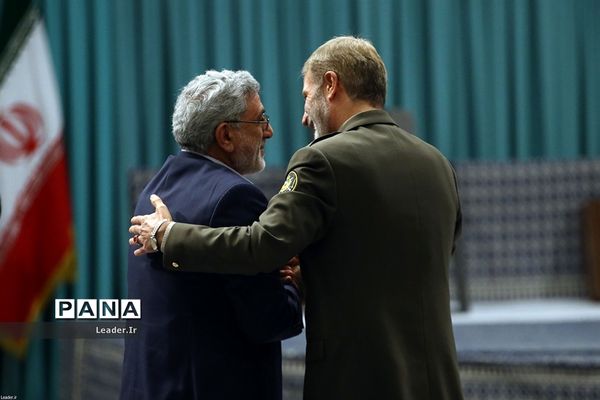 دیدار مسئولان نظام، سفرای کشور‌های اسلامی و میهمانان کنفرانس وحدت با مقام معظم رهبری