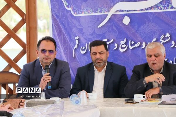 بازدید اصحاب رسانه قم از مجموعه گردشگری «دشت بهشت»