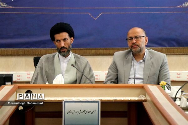 برگزاری جلسه شورای آموزش و پرورش شهرستان اردکان