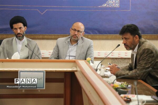 برگزاری جلسه شورای آموزش و پرورش شهرستان اردکان