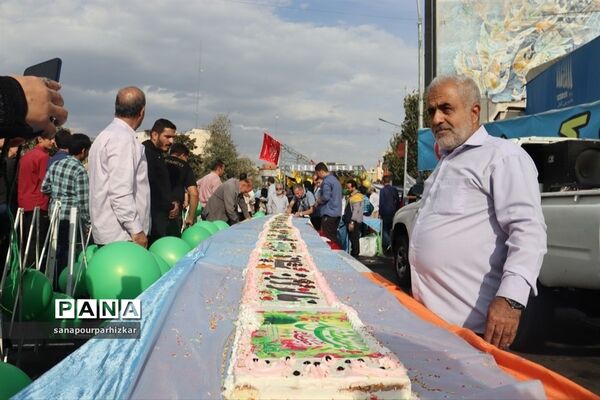 جشن بزرگ میلاد پیامبر اکرم (ص) در میدان ولیعصر تهران