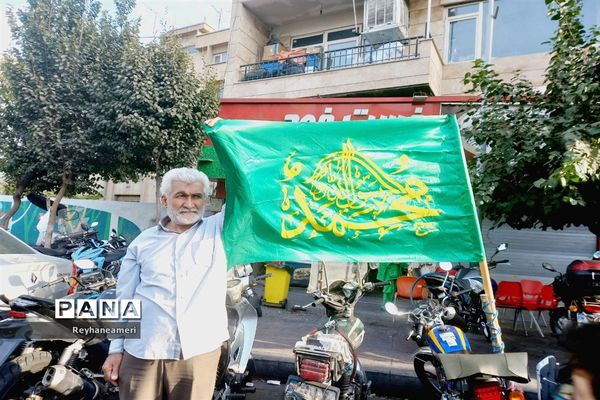 جشن بزرگ میلاد پیامبر اکرم (ص) در میدان ولیعصر تهران