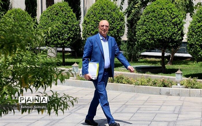 وزیر علوم: صندوق‌های پژوهش و فناوری با سرمایه ناچیز منشا کارهای بزرگی بوده‌اند