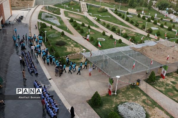 بازدید گروه‌های دانش‌آموزی از موزه دفاع مقدس قم