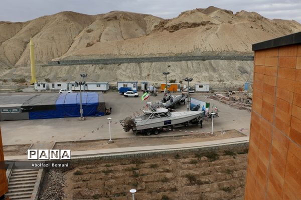 بازدید گروه‌های دانش‌آموزی از موزه دفاع مقدس قم