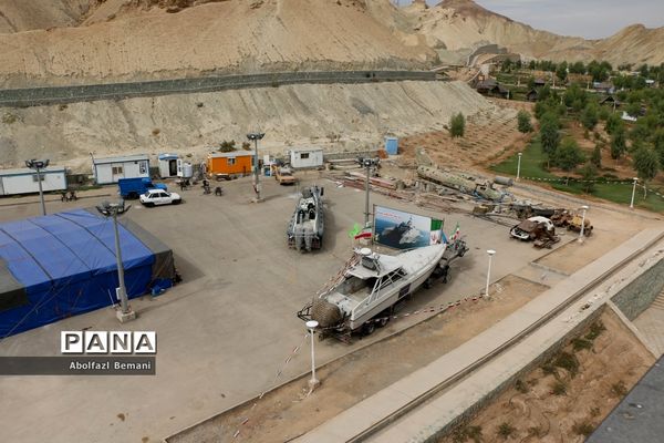 بازدید گروه‌های دانش‌آموزی از موزه دفاع مقدس قم