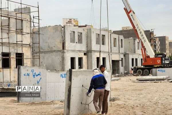 بازدید از مدارس در حال ساخت شهرستان بهارستان