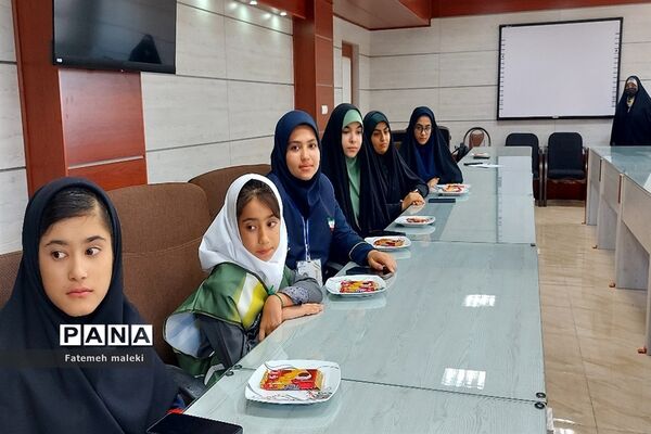 نخستین نشست هم‌اندیشی خبرنگاران پانا شهرستان ملارد در سال تحصیلی جدید