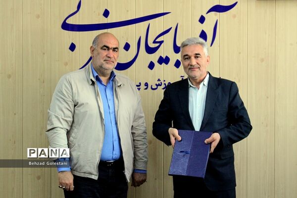 دیدار نمایندگان مجلس دانش‌آموزی با مدیرکل آموزش و پرورش آذربایجان غربی
