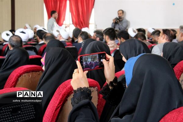 آیین تکریم و معارفه امام جمعه بخش گلستان شهرستان بهارستان