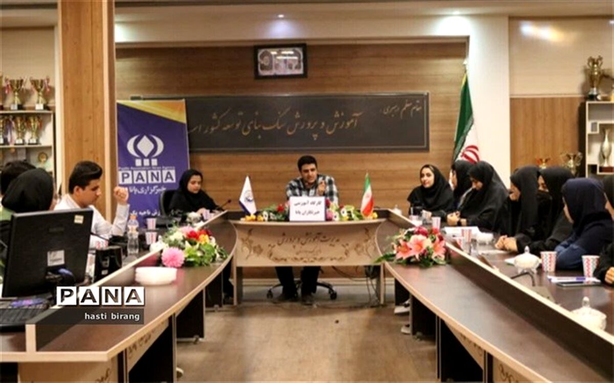 محور اصلی خبرنگاری، تولید خبر صحیح و بدون نقص است