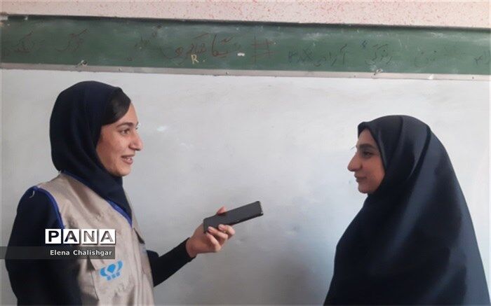 شاهنامه فردوسی پشتوانه  ادبیات فارسی است