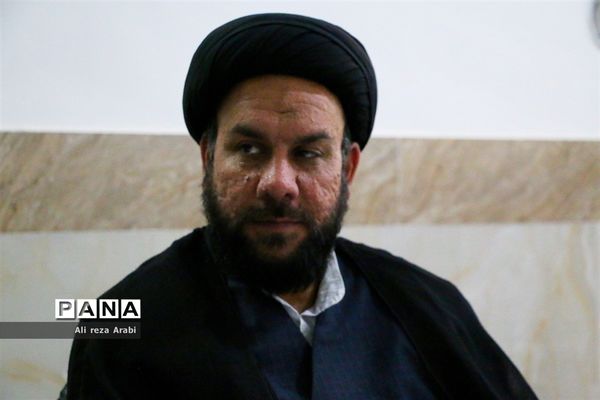 نشست خبری رئیس اداره اوقاف و امور خیریه شهرستان کاشمر