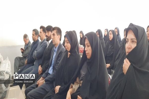 رونمایی از اولین تابلو سر در مراکز کودکستانی کشور در مشهد الرضا(ع)