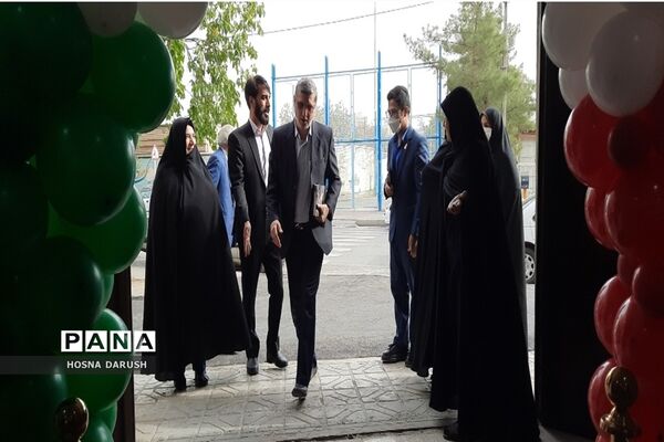 رونمایی از اولین تابلو سر در مراکز کودکستانی کشور در مشهد الرضا(ع)