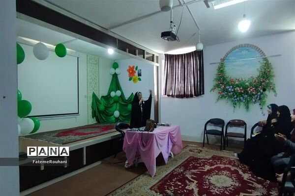 برگزاری پاتوق دخترانه در خلیل آباد