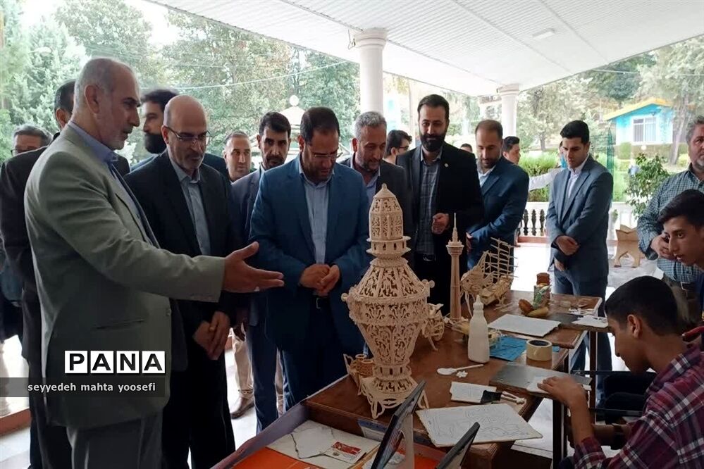 نشست وزیر آموزش و پرورش با فرهنگیان مازندران