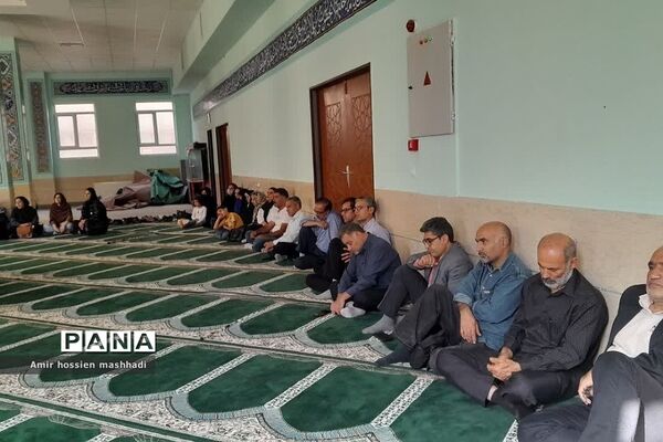 برگزاری جلسه انجمن اولیا و مربیان در دبیرستان ابن‌سینا رودهن