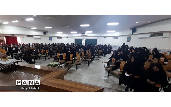 برگزاری همایش مهر رضوی، مدرسه تحول گرا و معلم تاثیرگذار برای مدیران متوسطه ناحیه۷مشهد/فیلم