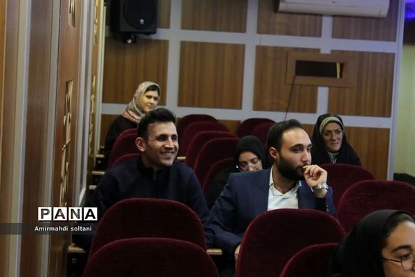 محفل شاعرانه حوزه هنر