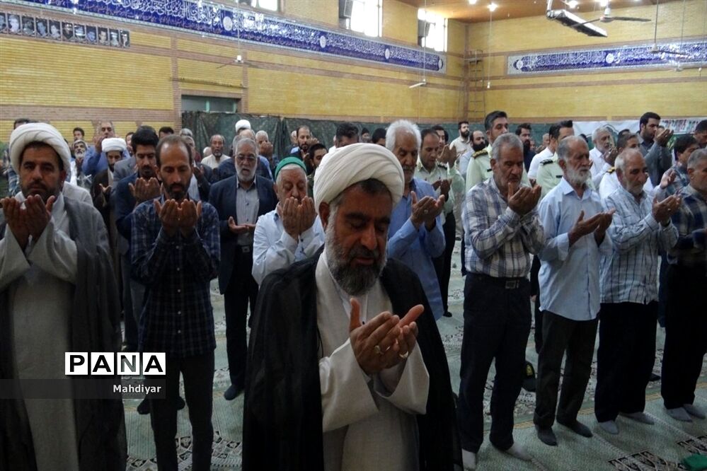 اقامه نماز جمعه در شهر جوادآباد