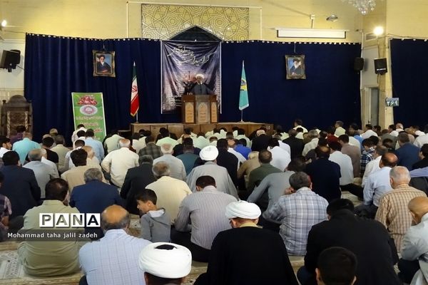 اقامه نماز عبادی و سیاسی جمعه در مصلی پرند