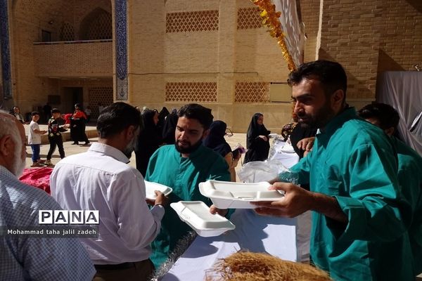 اقامه نماز عبادی و سیاسی جمعه در مصلی پرند