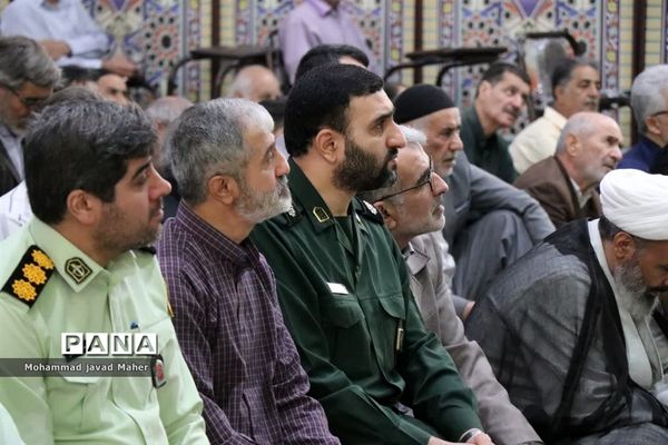 اقامه نماز جمعه در شهرستان قدس