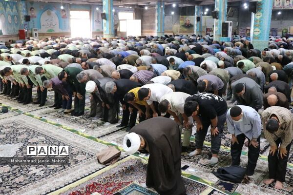 اقامه نماز جمعه در شهرستان قدس